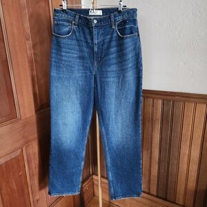 NWOT Abercrombie & Fitch 90s Straight Ultra High Rise Jeans